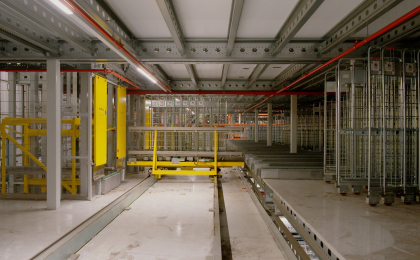 advanced-roll-cage-handling-system-belgium-elten-logistic-systems-1